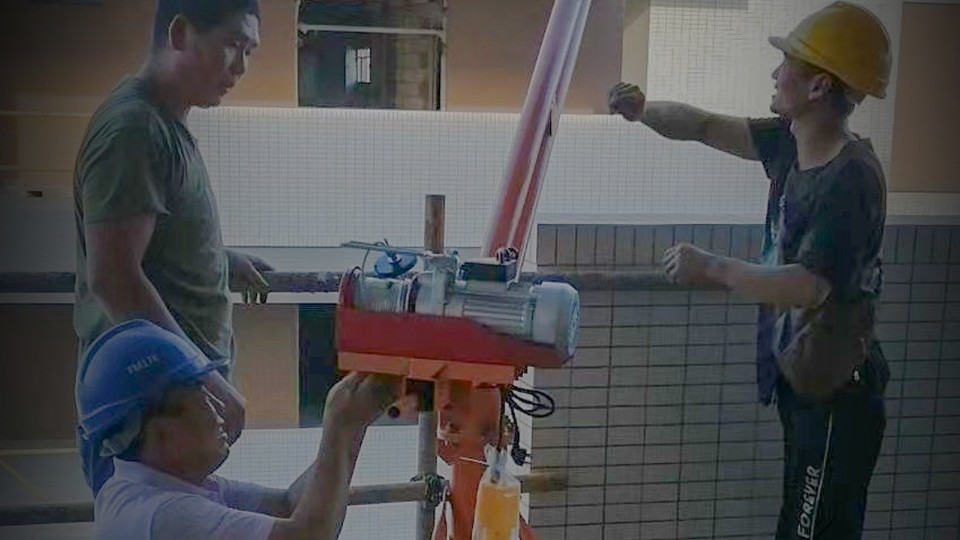 工程門窗幕墻滲水怎么處理？來看看樓上樓門窗的小技巧